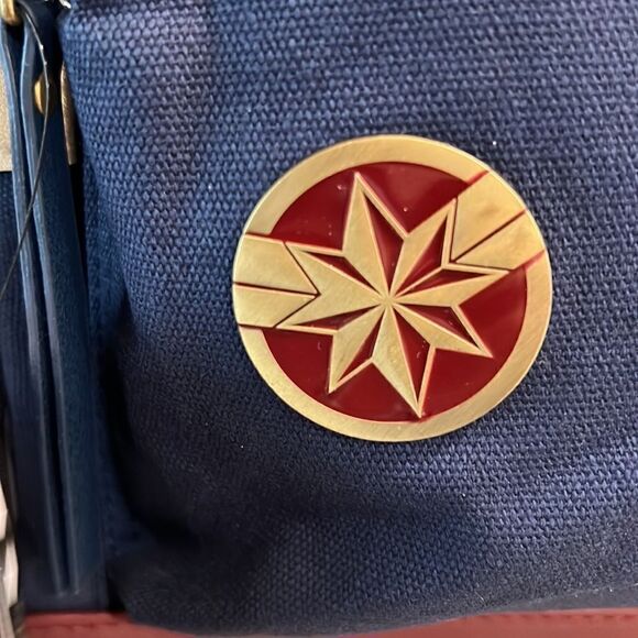 SALE Bioworld Marvel The Marvels Icons Drawstring Slouch Backpack NWT main image 5